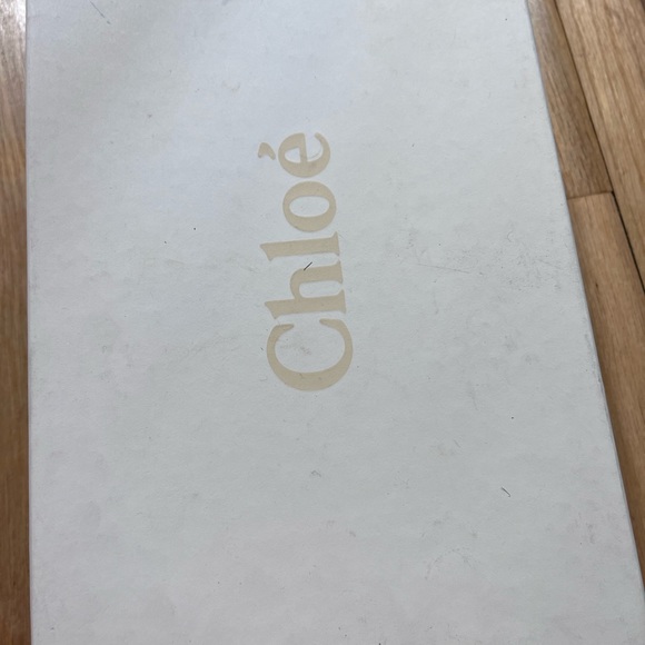 Chloé Red Suede Scallop Espadrilles - Picture 8 of 10